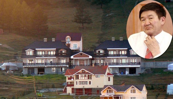  ЗГХЭГ-ын дарга Ц.Нямдоржийн амбаар 