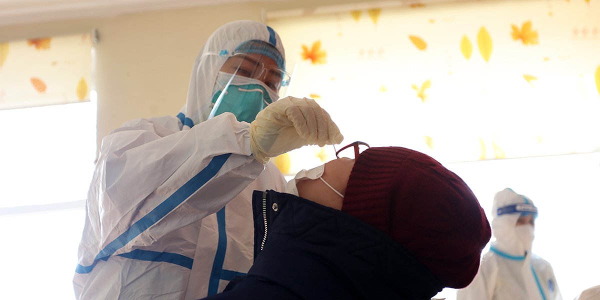 Амралтын өдрөөр ажиллаж байгаа шинжилгээний цэг зайлшгүй шаардлагатай иргэдэд үйлчилнэ