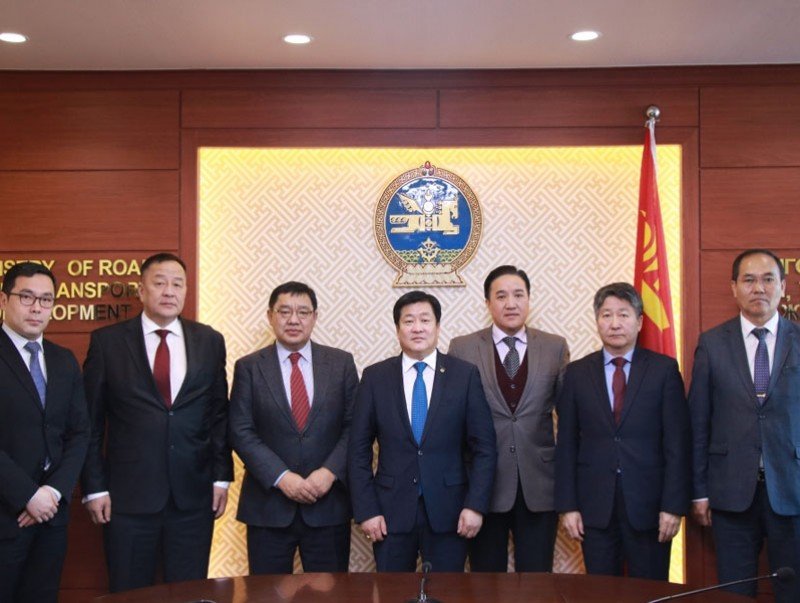 Монгол Улсаас гадаадад суух Онц бөгөөд бүрэн эрхт Элчин сайд нарыг хүлээн авч уулзлаа