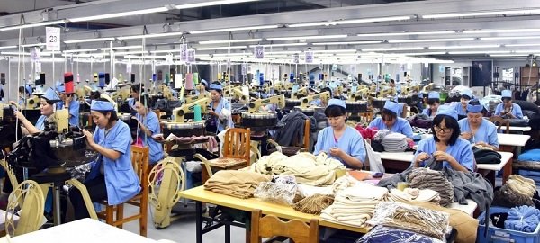 ХӨНГӨН АЖ ҮЙЛДВЭРИЙН САЛБАРТ 53 МЯНГАН ХҮН АЖИЛЛАЖ БАЙНА