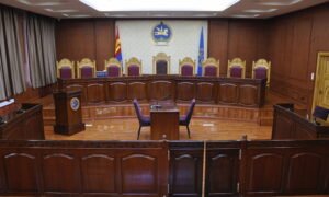 Цэцэд санаархсан “хараат” нэр дэвшигчид хэн нь хэн бэ