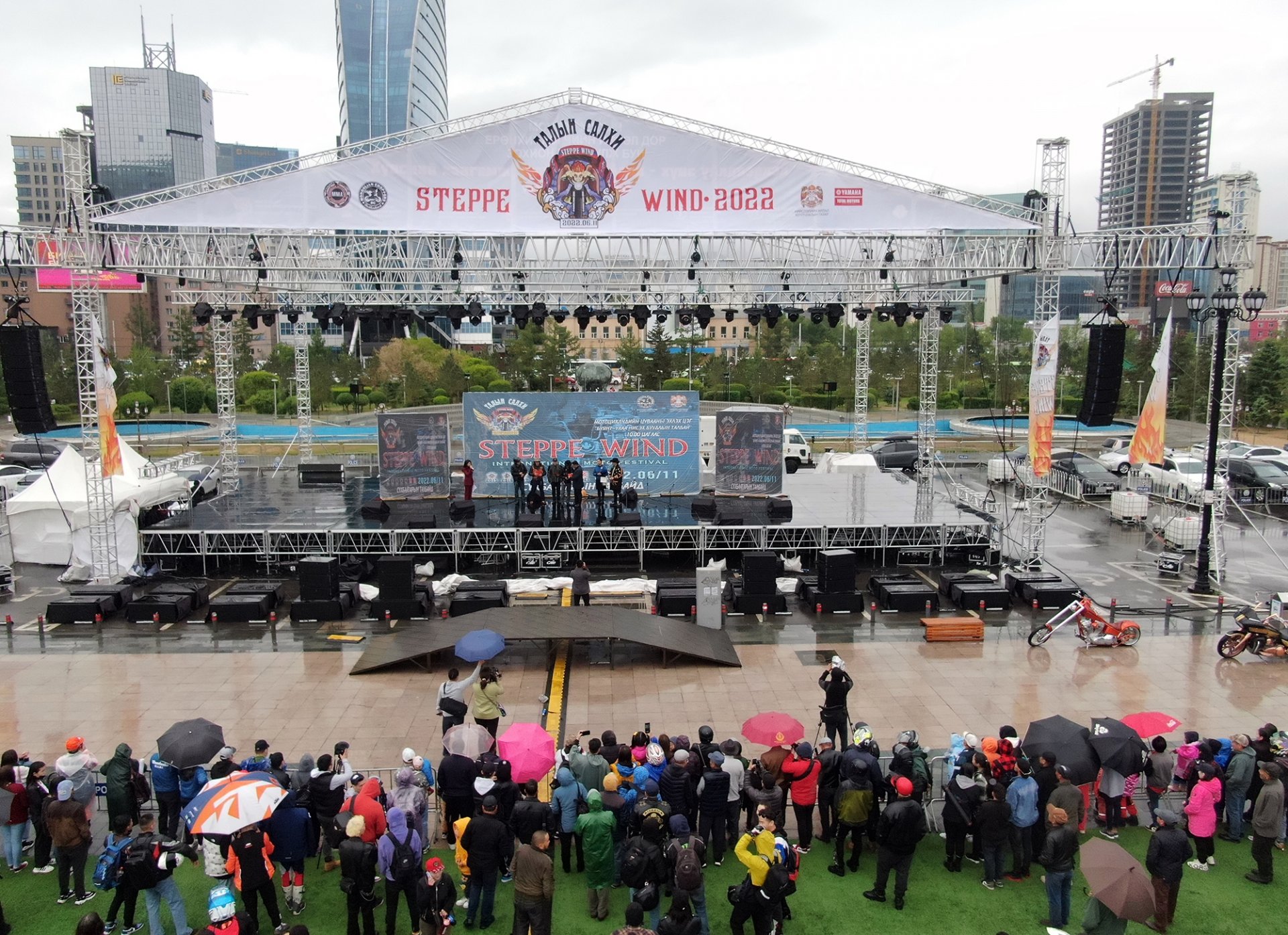 “Талын салхи” наадамд 500 гаруй тамирчид, мото сонирхогчид оролцож байна