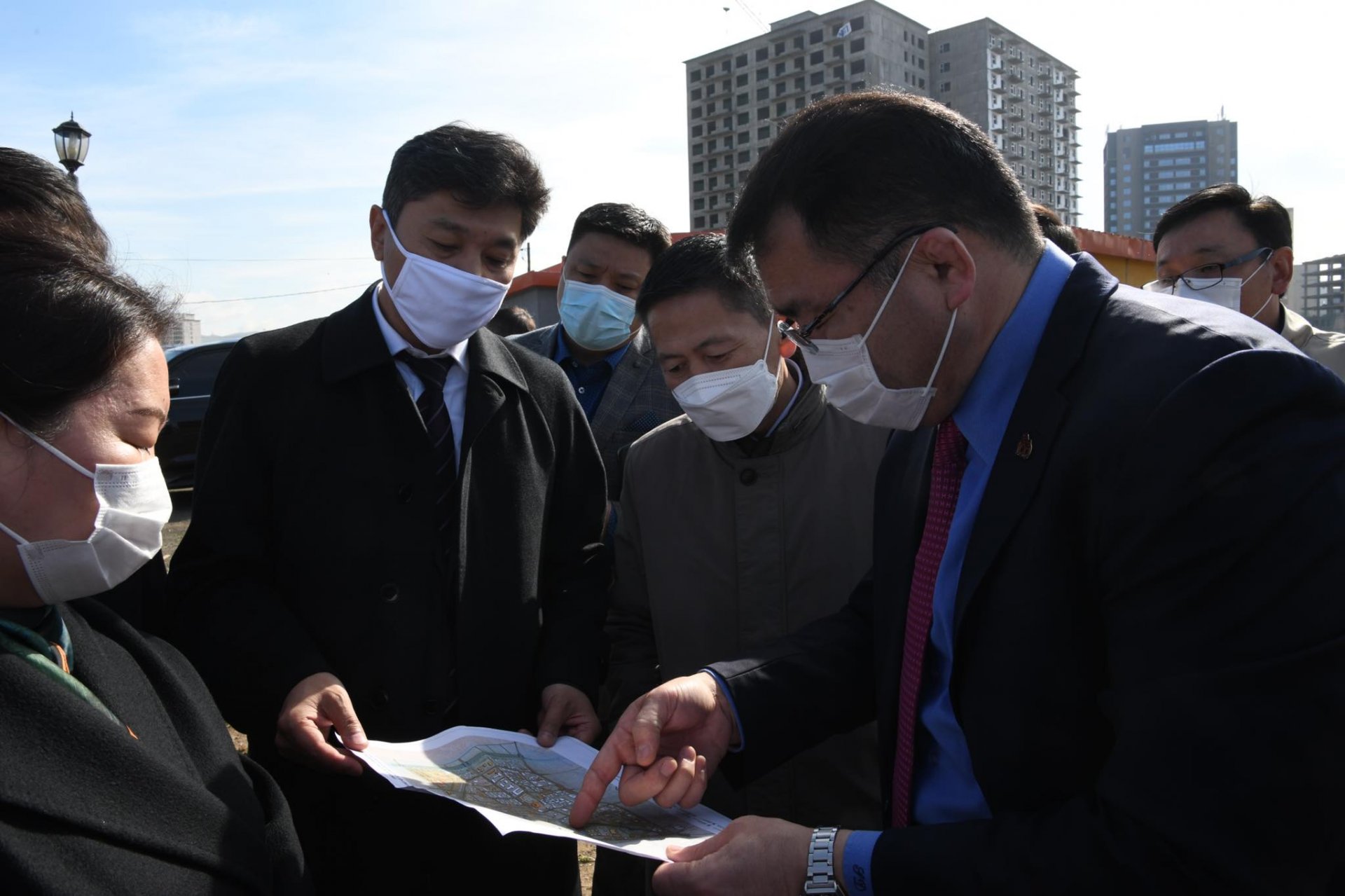 Ногоон нуурт 1008 айлын орон сууц барина