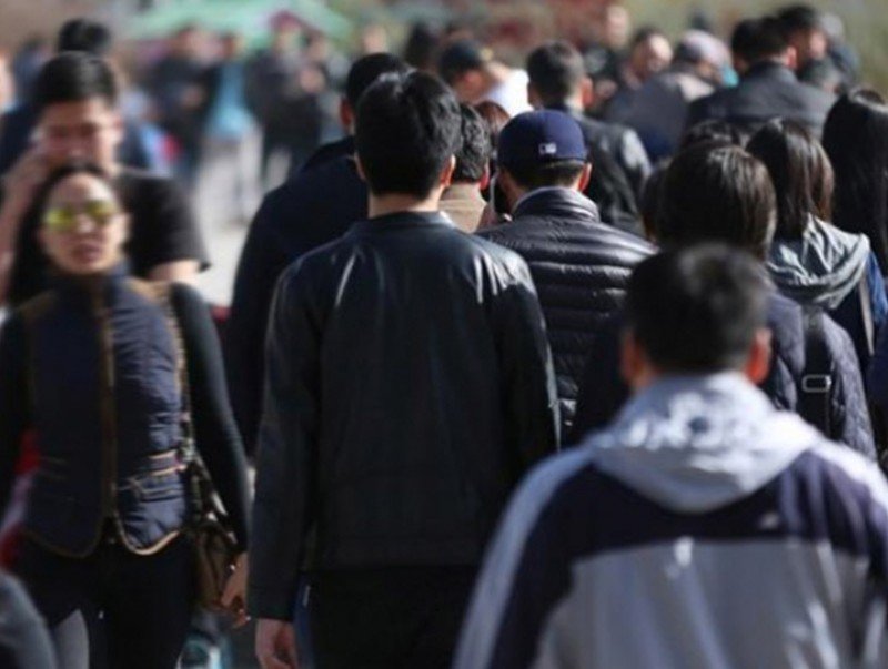 Бүртгэлтэй ажилгүй иргэдийн 55.9 хувийг 15-34 насны залуус эзэлж байна