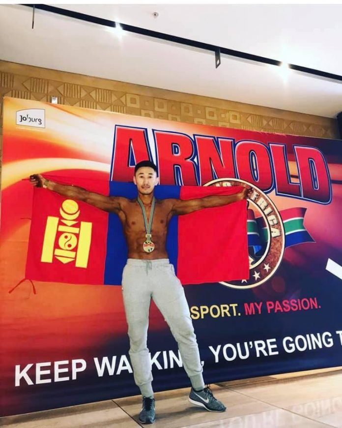 Монгол залуу ARNOlD klassik-ийн аварга боллоо