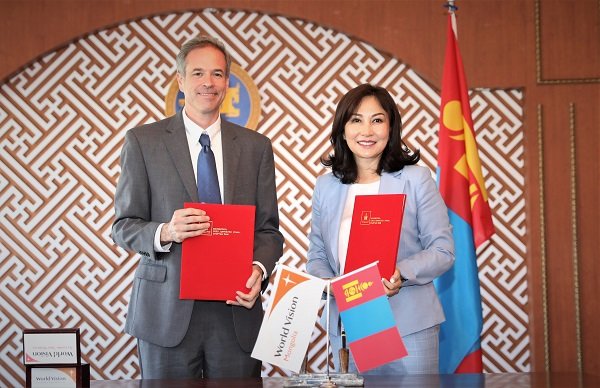 Дэлхийн Зөн Монгол ОУБ-тай хүүхэд хамгааллын чиглэлээр хамтран ажиллах санамж бичиг байгууллаа