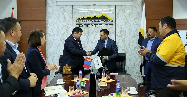 ЧИНГЭЛТЭЙ ДҮҮРГИЙН ЗАСАГ ДАРГЫН ТАМГЫН ГАЗАРТАЙ ХАМТРАН АЖИЛЛАХ САНАМЖ БИЧИГ БАЙГУУЛЛАА