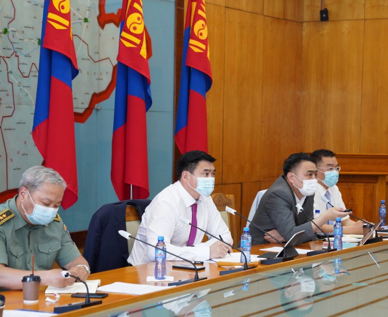 КОРОНАВИРУСЫН ХАЛДВАР АВЧ, ӨВДӨӨД ЭДГЭСЭН ХҮМҮҮСТ НӨХӨН СЭРГЭЭХ ЭМЧИЛГЭЭНИЙ ЗӨВЛӨГӨӨ ӨГНӨ