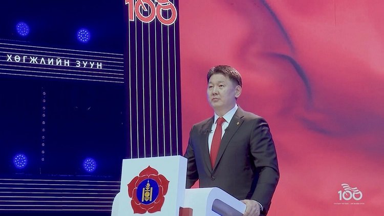 У.ХҮРЭЛСҮХ: Монгол хүн БАЙГАЛИЙН БАЯЛАГТАА  эзэн байх шударга ёсны тэмцлийг тууштай үргэлжлүүлэх болно гэдгээ Эх орончдын баярын энэ өдөр ард түмэндээ илэрхийлье!