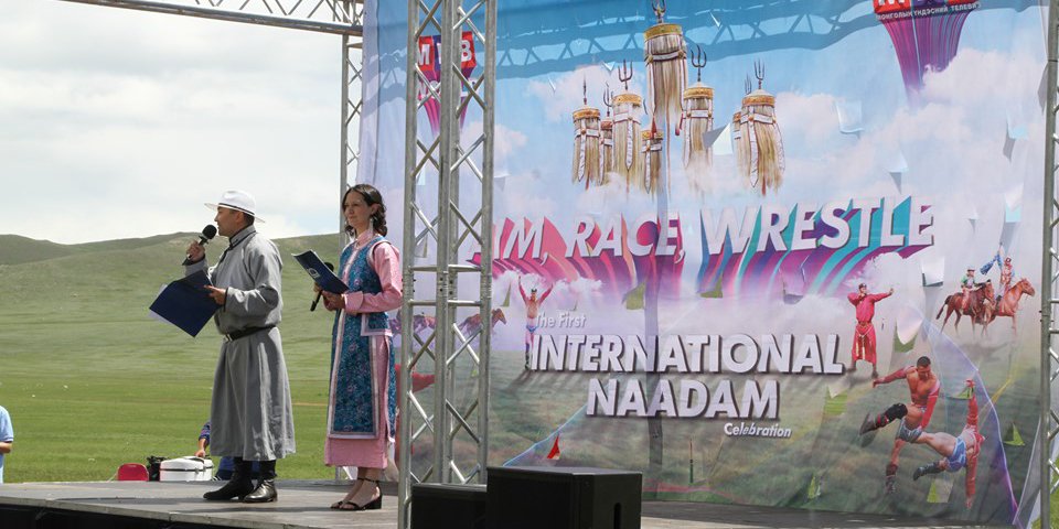 Гадаад иргэдийн дунд “Бэсрэг наадам” зохион байгууллаа