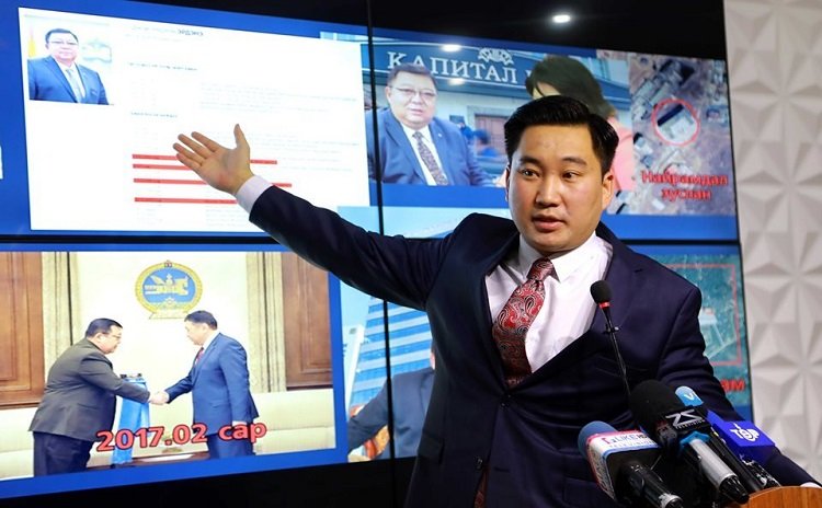 Их хэмжээний мөнгө татсан С.Эрдэнийг шалгуулахаар Цэцэд хандлаа