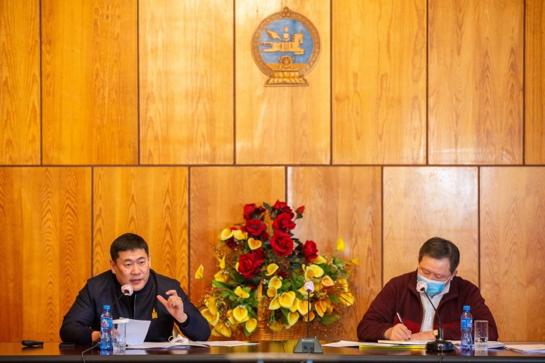 ЕРӨНХИЙ САЙД Л.ОЮУН-ЭРДЭНЭ: ЗАСГИЙН ГАЗАР 