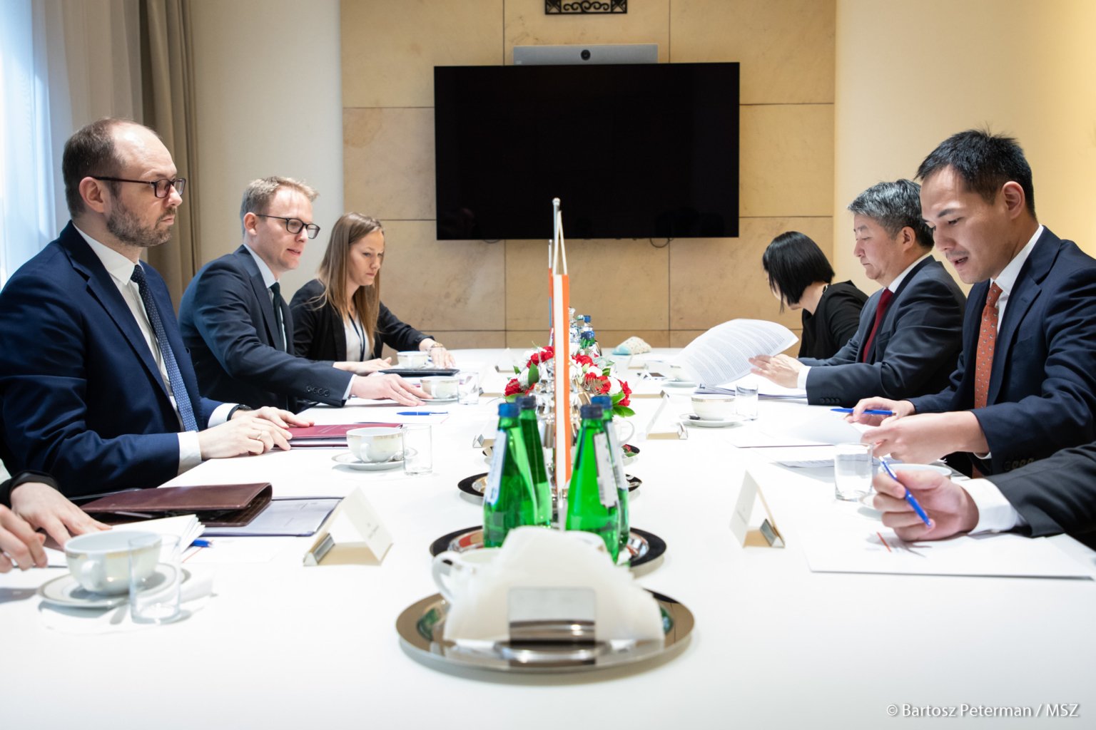 ПОЛЬШ, МОНГОЛЫН ГХЯ-Д ХООРОНДЫН УЛС ТӨРИЙН ЗӨВЛӨЛДӨХ УУЛЗАЛТ БОЛОВ