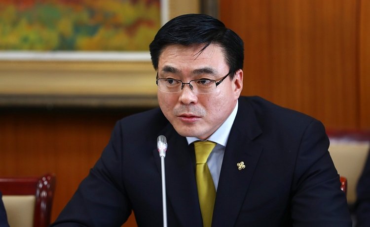 С.Амарсайхан: 200 ортой Эрдэнэт Медипас эмнэлгийг улсын өмч болгоно