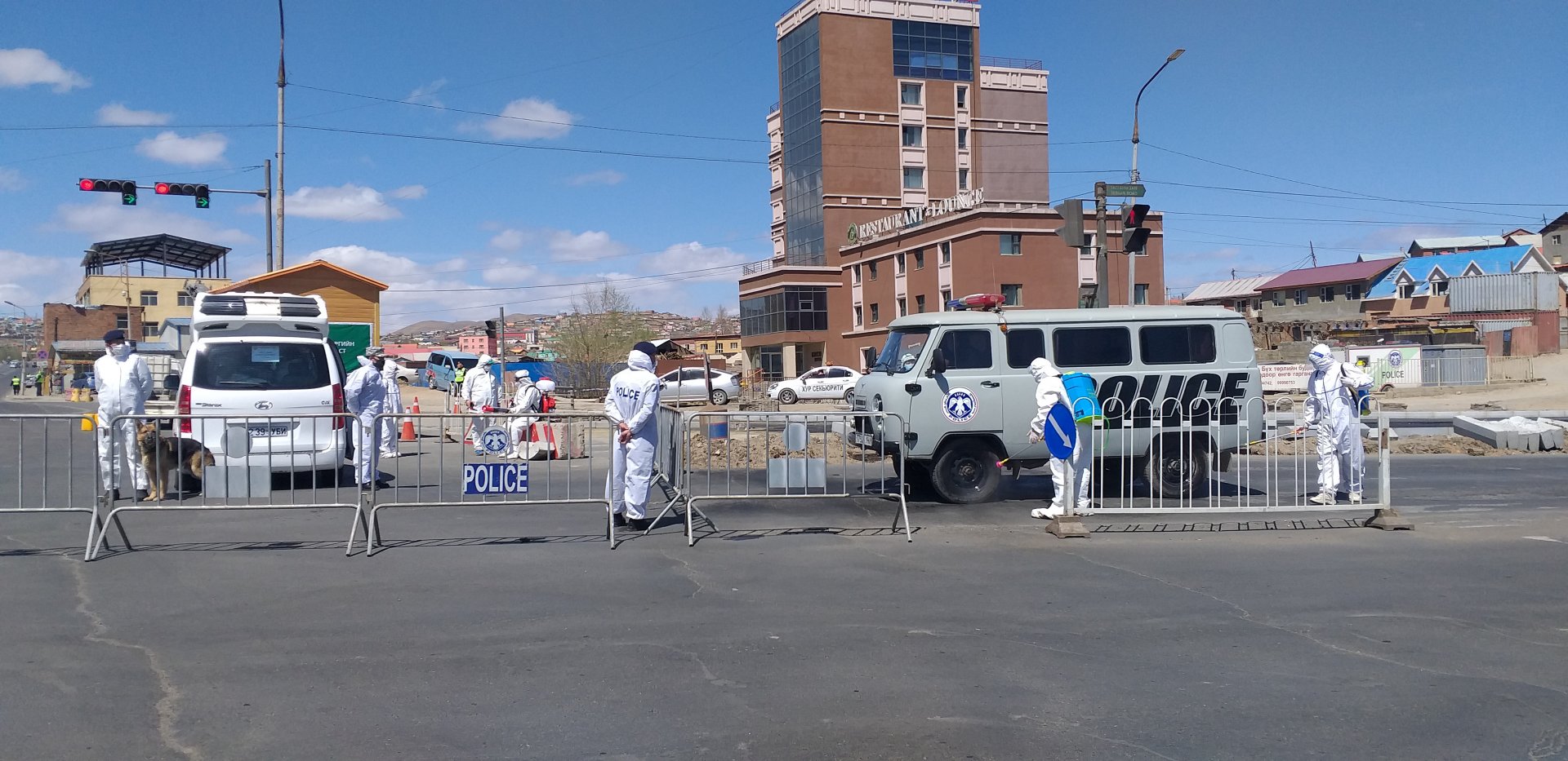 Маргаашаас үйл ажиллагааг нь ХЯЗГААРЛАХ салбарууд