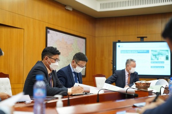 Байгалийн хийн хоолойн төслийн асуудлаар