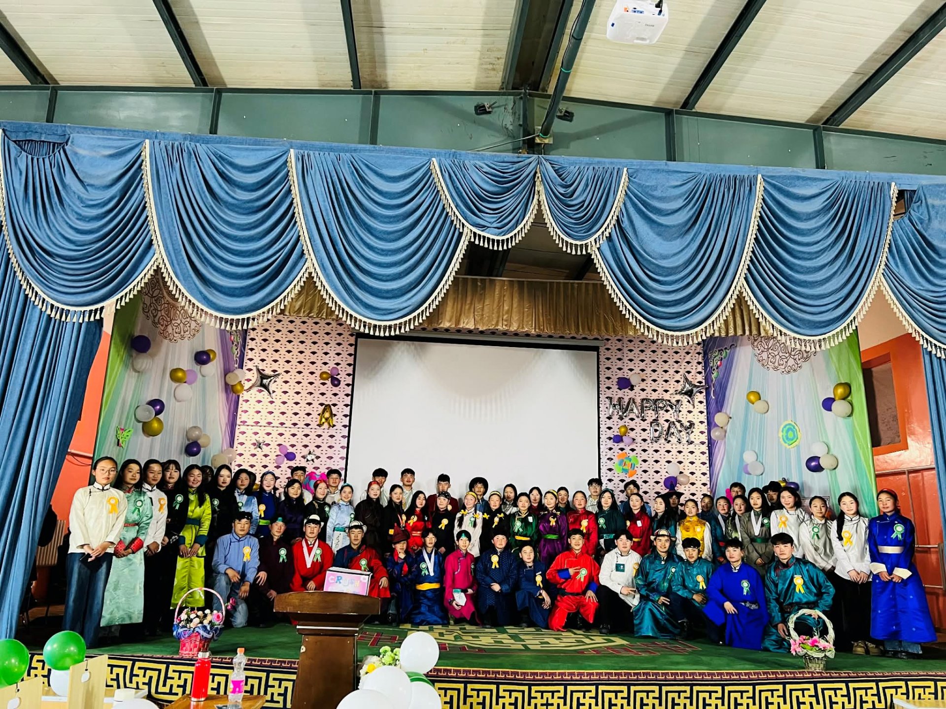 “Mini youth power Nariinteel and Khairkhandulaan” байгальд ээлтэй сурагчдын чуулган зохион байгуулагдлаа.