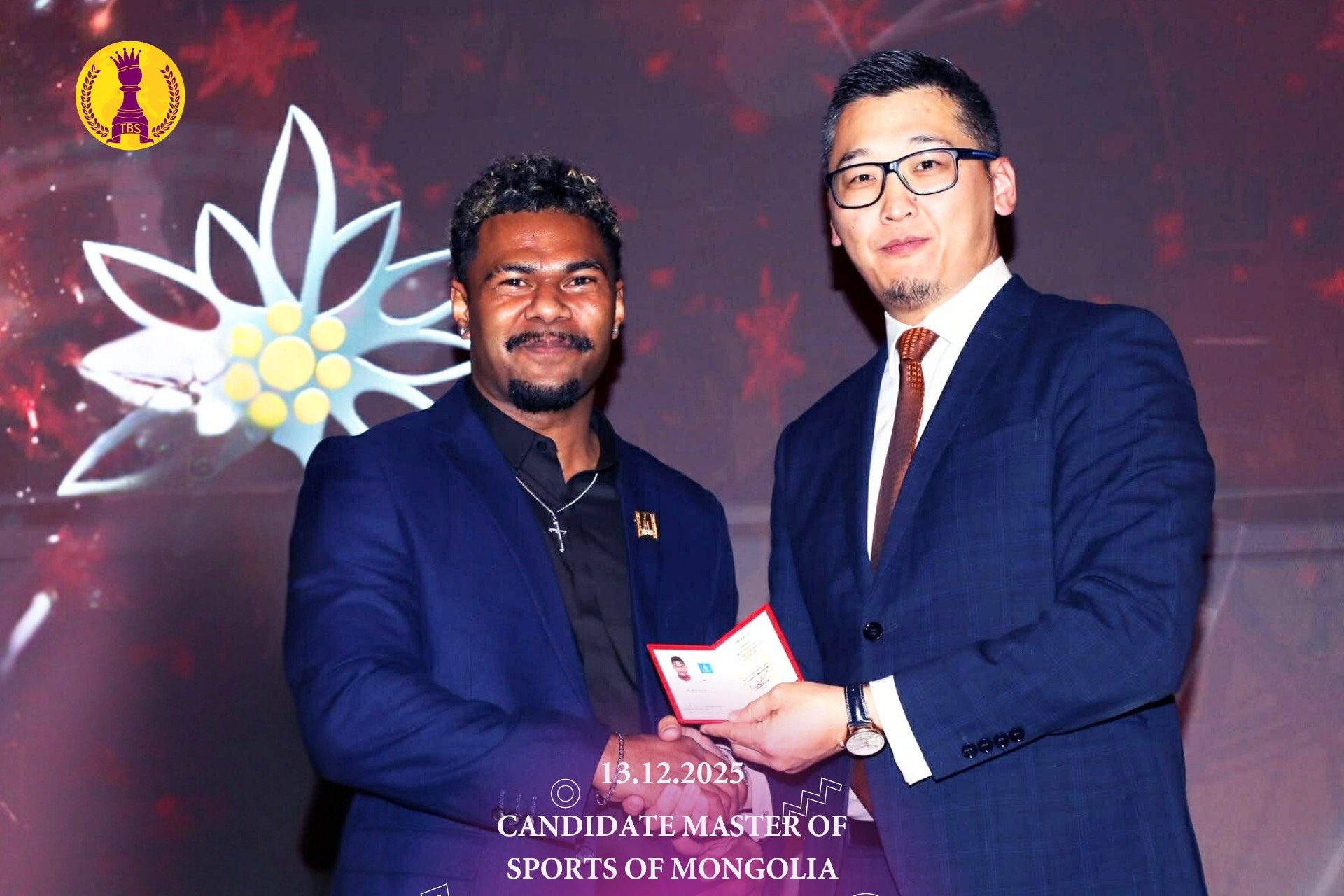 БАЯРТ МЭДЭЭ: Бид “Спортын дэд мастер”-тай боллоо