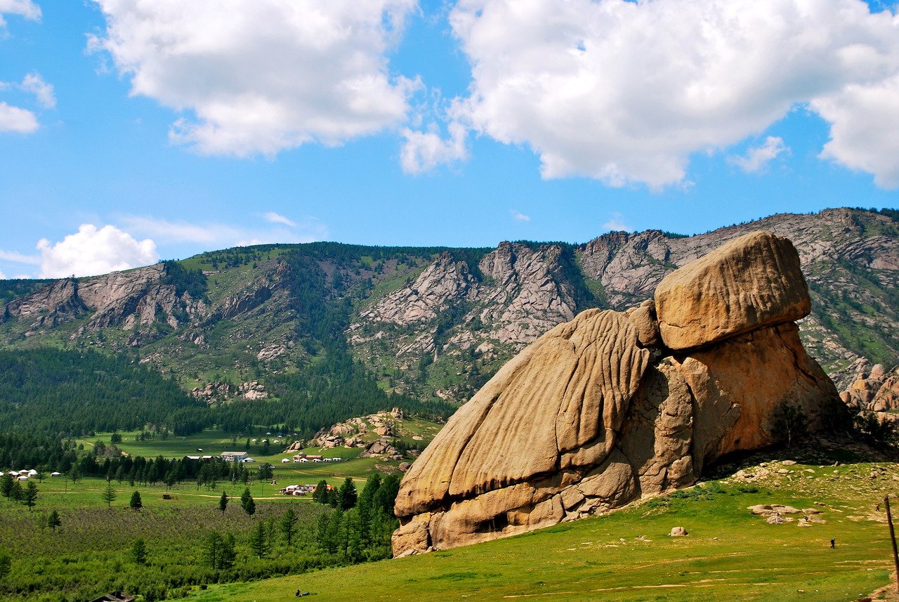 TERELJ & HUSTAI NATIONAL PARK