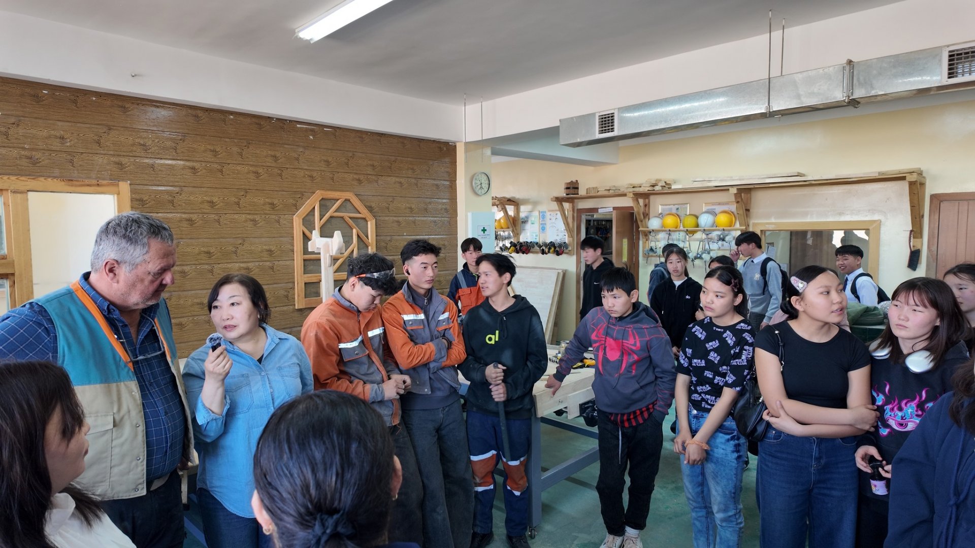 МЭРГЭЖИЛ СУРТАЛЧЛАХ ӨДӨРЛӨГ ЗОХИОН БАЙГУУЛАГДЛАА 