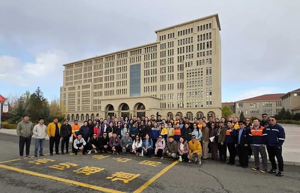 Гадаад хамтын ажиллагаа