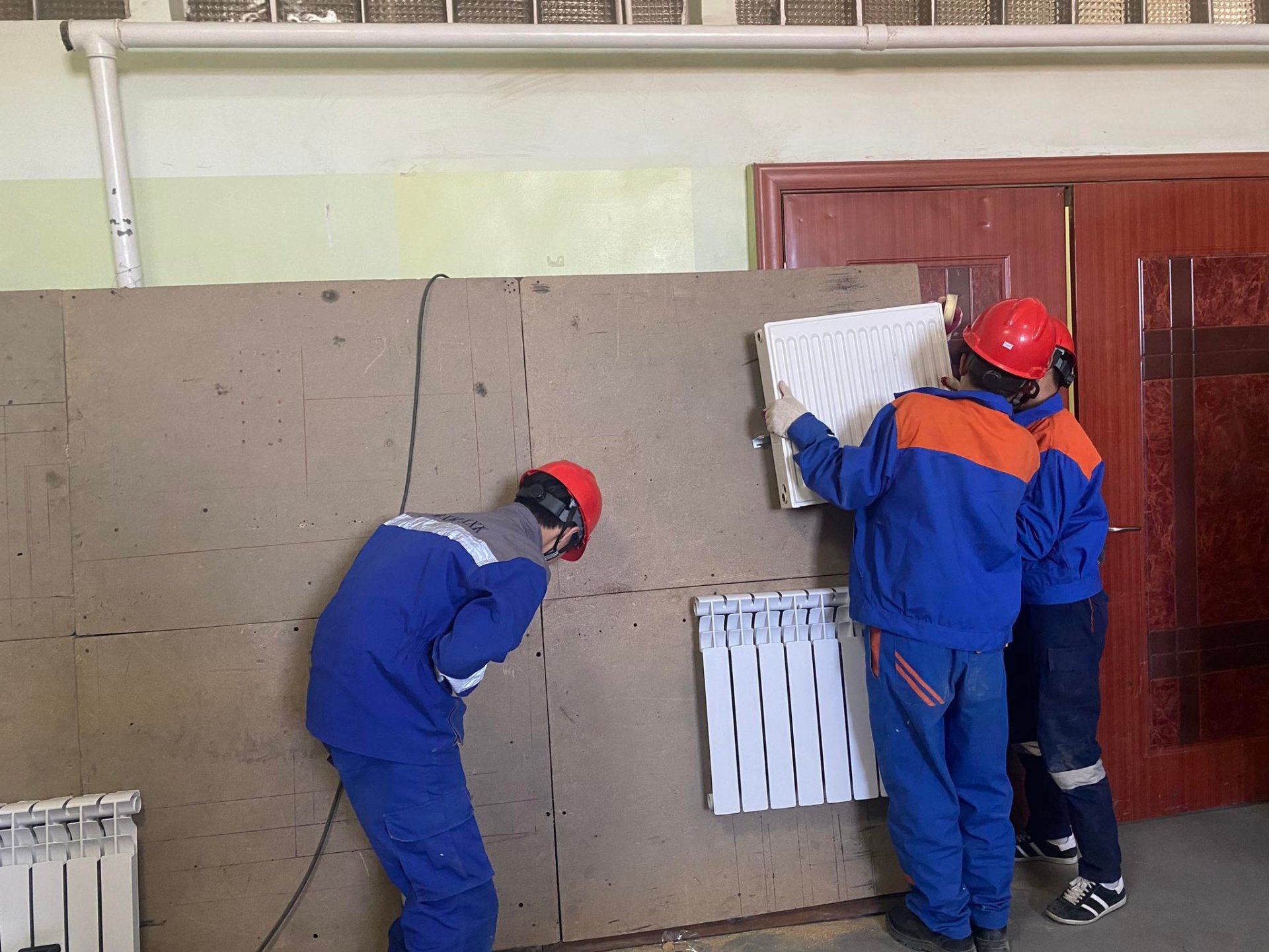 Ахмад багш Х.Дүгэрийн нэрэмжит  Барилгын сантехникч мэргэжлийн 