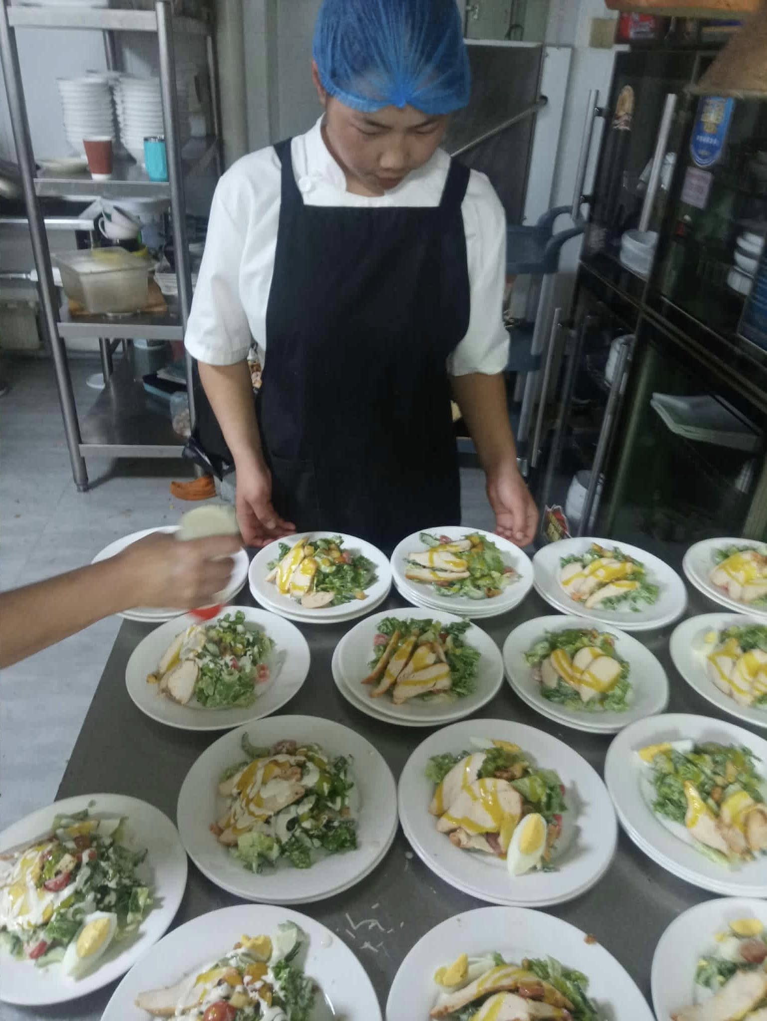 Хоолны үйлчилгээ мэргэжлийн II ангийн үйлдвэрлэлийн дадлага