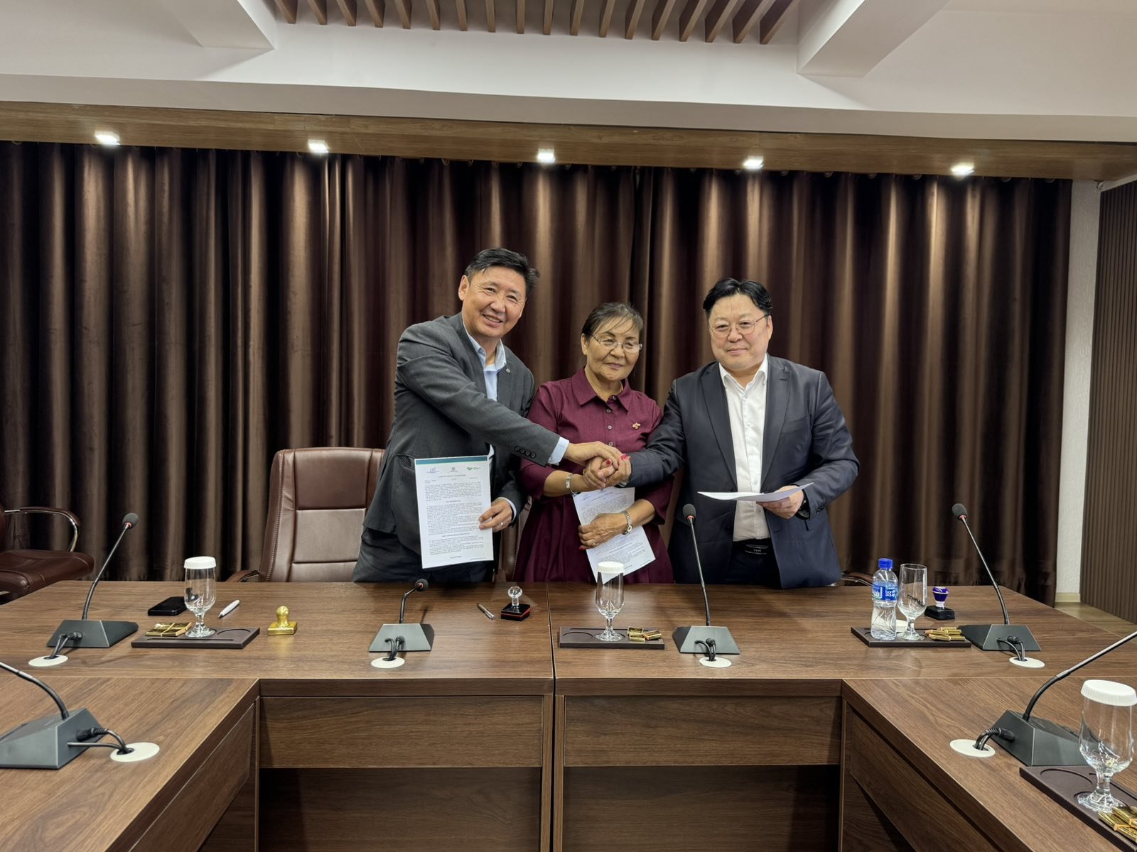 Mongolian National Veterinary Association, Mongolian National Livestock Breeders Association, and Mongolian National Federation of Pasture User Groups Agree to Join Forces.