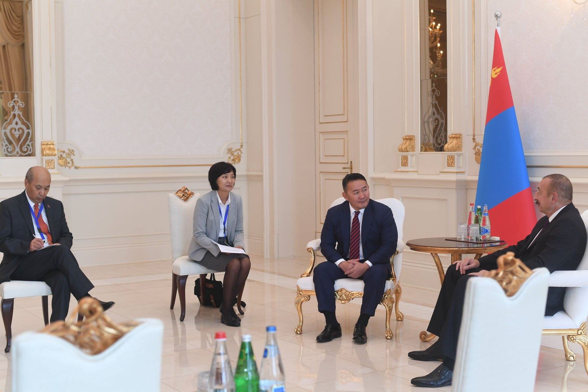 Ерөнхийлөгч Х.Баттулга Бүгд Найрамдах Азербайжан улсын Ерөнхийлөгчтэй уулзав