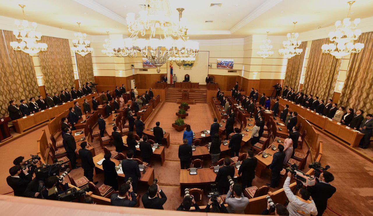 УИХ-ын намрын чуулган нээлтээ хийв 