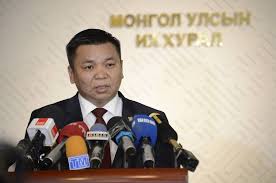 Л.Энхболд гишүүн цаасан дээр байдаг компани дээрээ ЖДҮХС-гаас  зээл авсан байж болзошгүй