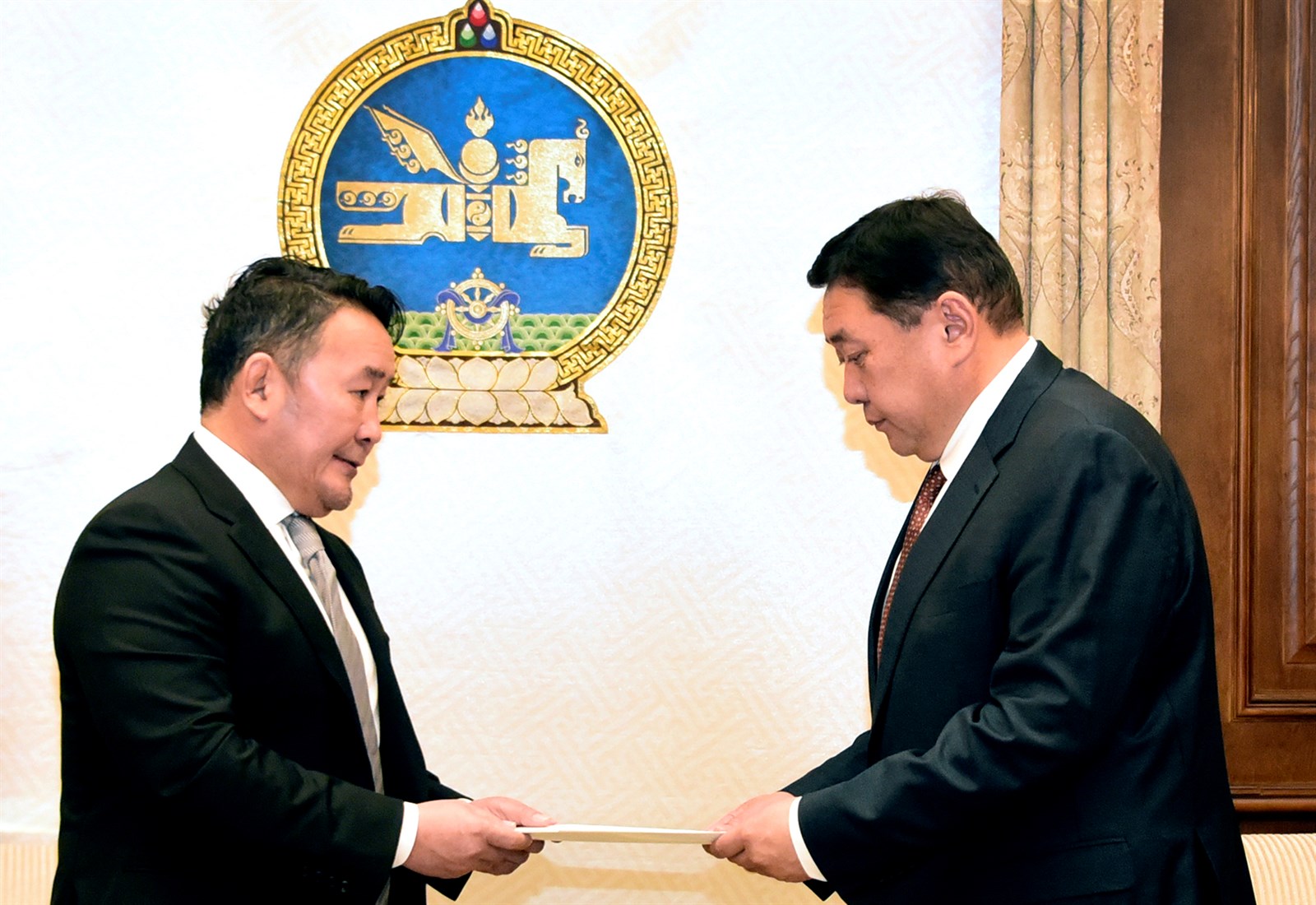 УИХ тарах талаар Ерөнхийлөгчтэй санал нийлэхгүй байна гэжээ 