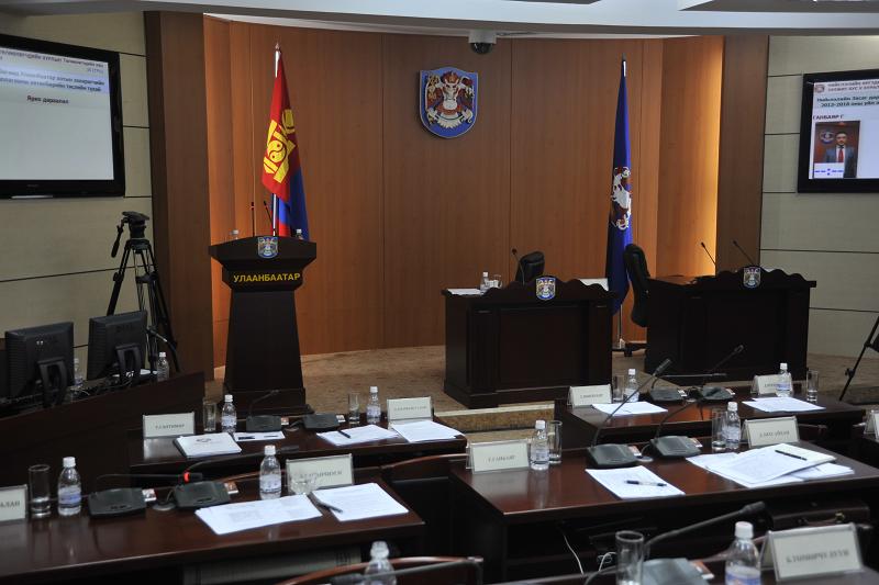 Э.Бат-Үүл: Ерөнхий сайд өөрөө асуудлаа танилцуулах хэрэгтэй. Бидэнд асуух зүйл байна 