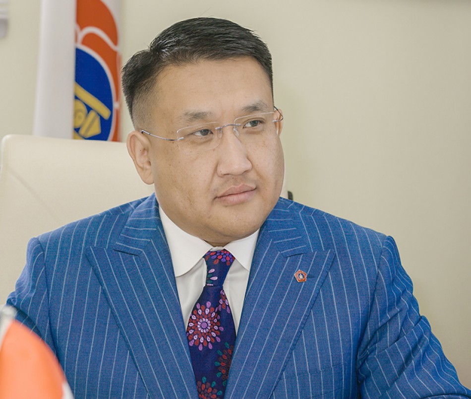 Улсад 4.5 тэрбумын хохирол учруулсан Ц.Бат-Энх ЖДҮДС-гаас 950 саяын зээл авсан гэв үү 