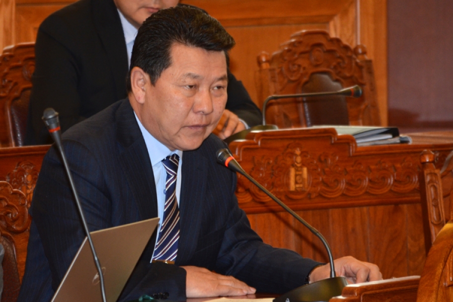 Ч.Улааныг ХХААХҮ-ийн сайдад дэмжлээ 