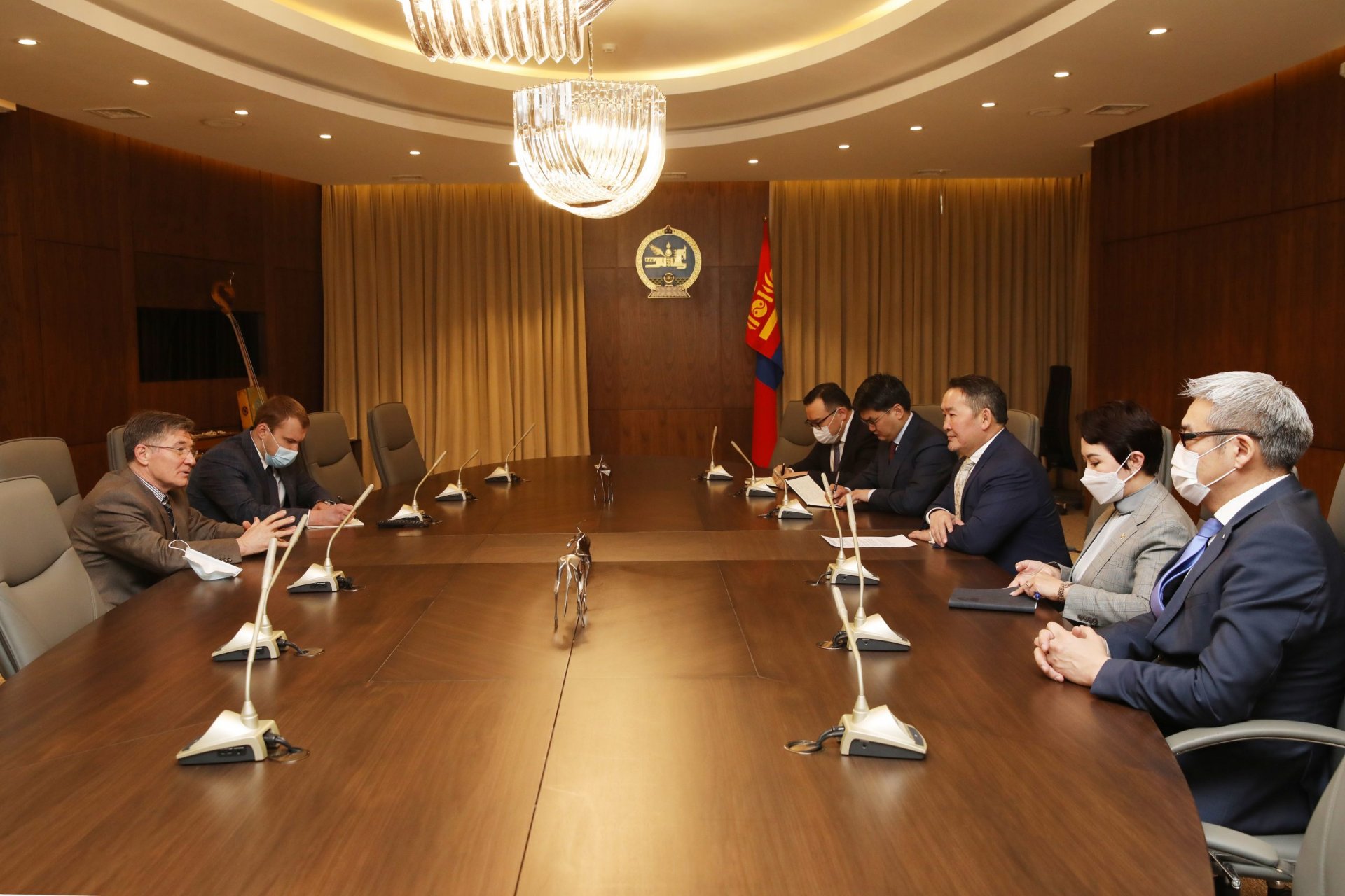  Ерөнхийлөгч Х.Баттулга ОХУ-ын “Sputnik V” вакциныг Монгол Улсад үйлдвэрлэх санал тавилаа