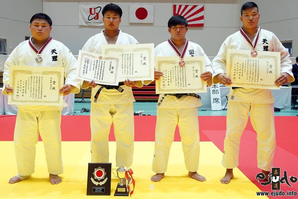 О.Цэцэнцэнгэл Бүх японы аварга шалгаруулах тэмцээнээс хүрэл медаль хүртлээ