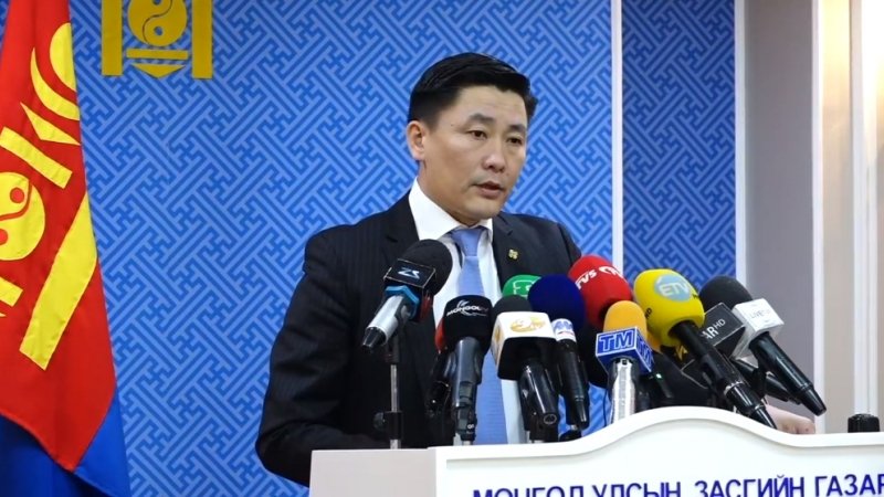 Ё.Баатарбилэг: Бага ангийн сурагч өглөө 08.00 цагт гэрээсээ гараад 16.00 цагт ирж байна гэх шүүмжлэл эцэг эхчүүдээс ирж байгаа
